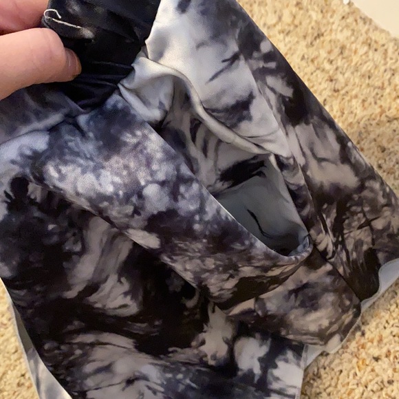 Athletic Shorts - Picture 3 of 4